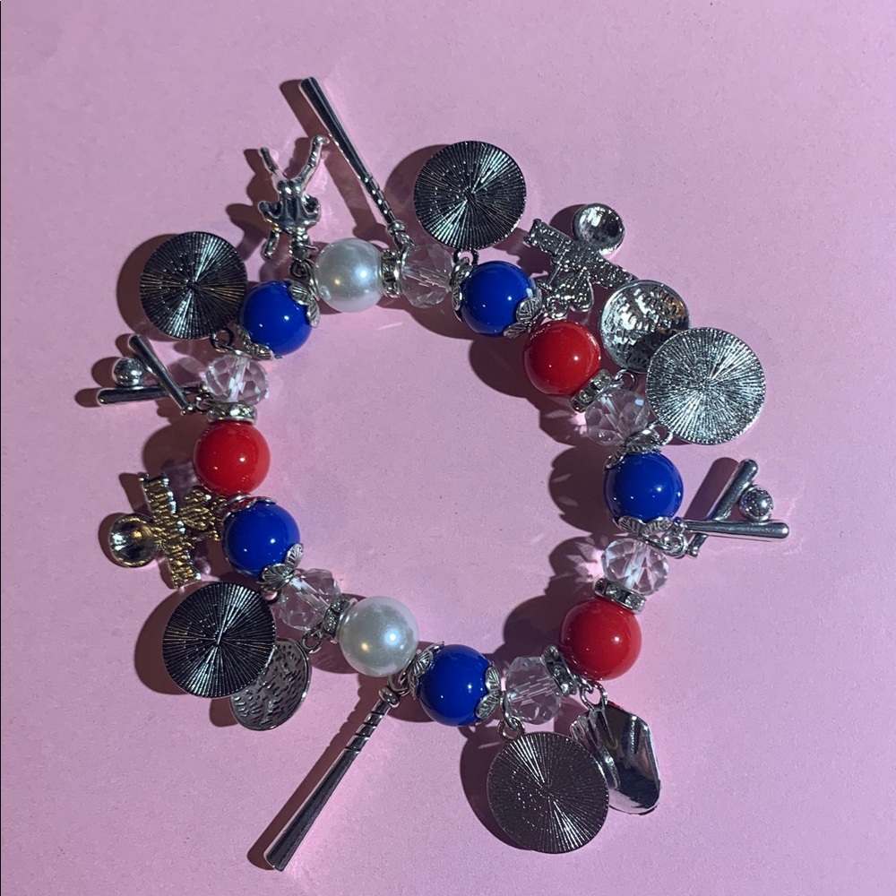 Charming Red and Blue women’s Bracelet Texas Ranger - Picture 2 of 2
